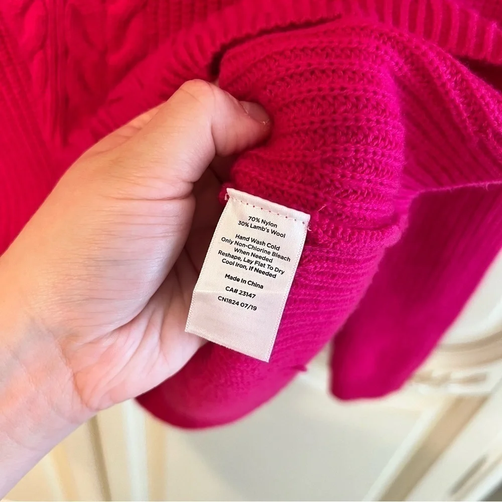 TALBOTS Cableknit Lamb’s Wool Sweater in Hot Pink, Size Small - Picture 4 of 8